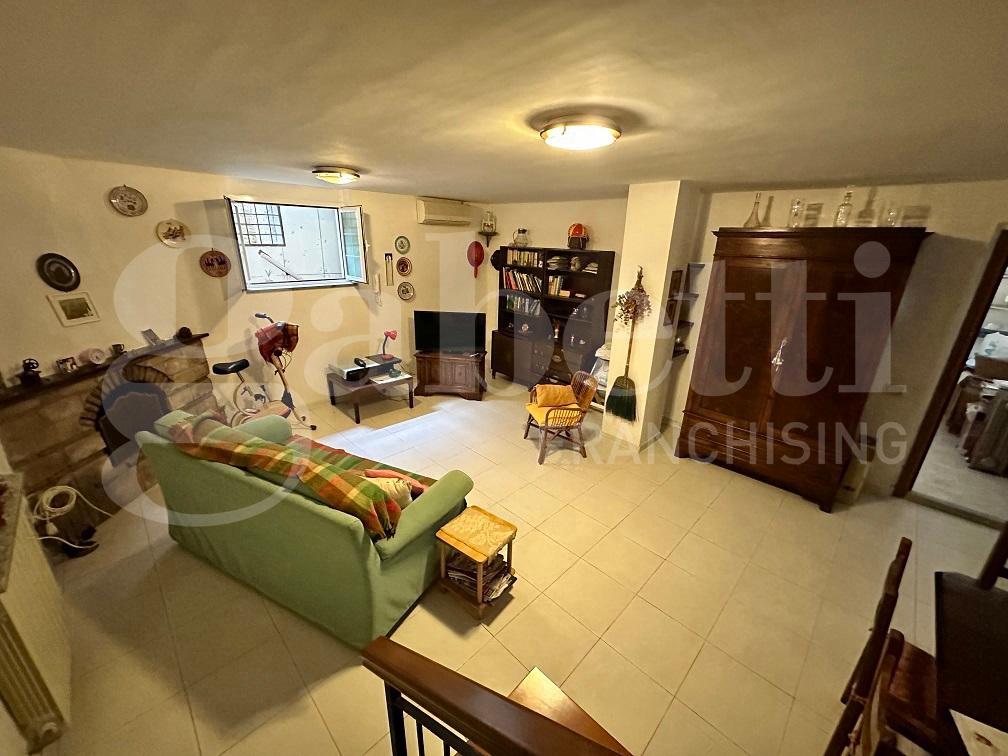 casa indipendente in vendita a Manziana