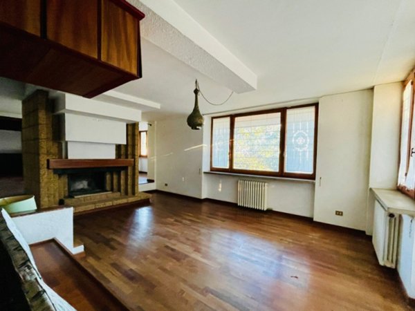 casa indipendente in vendita a Manziana