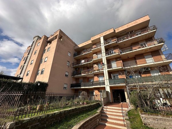 appartamento in vendita a Manziana