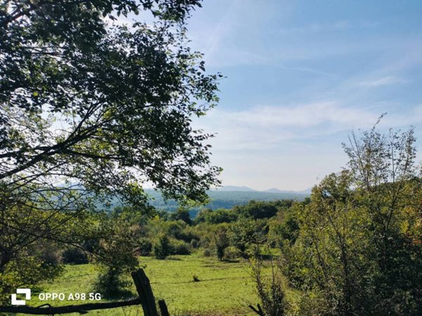terreno edificabile in vendita a Manziana in zona Quadroni