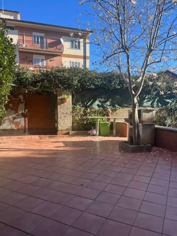 appartamento in vendita a Manziana