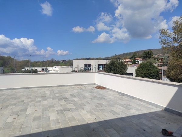 appartamento in vendita a Manziana