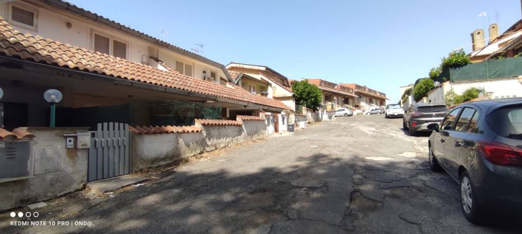 casa indipendente in vendita a Manziana