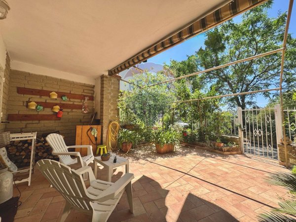 casa indipendente in vendita a Manziana