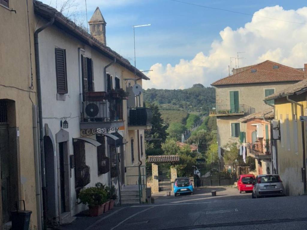 appartamento in vendita a Manziana