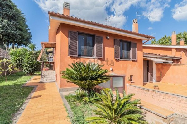 appartamento in vendita a Manziana