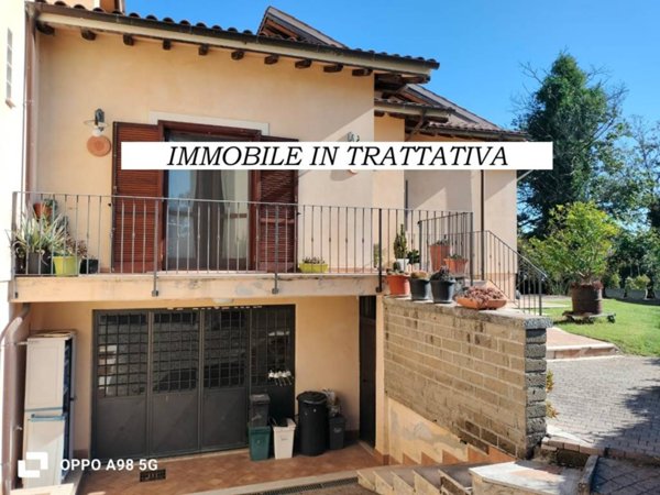 casa indipendente in vendita a Manziana