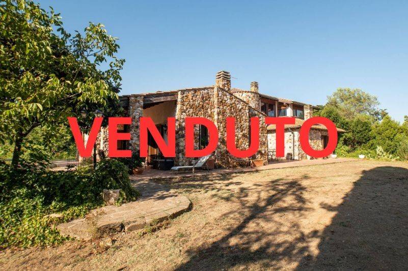 casa indipendente in vendita a Manziana