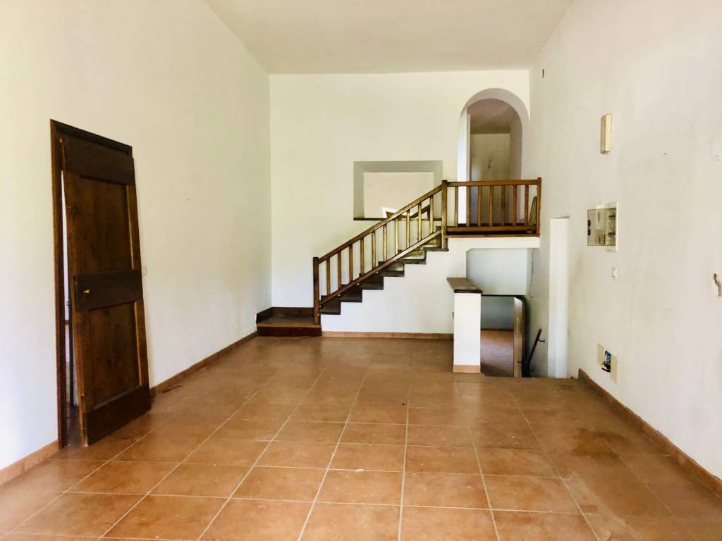 casa indipendente in vendita a Manziana