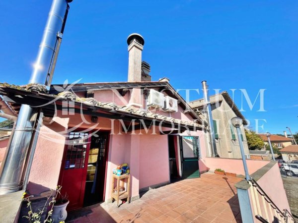 negozio in vendita a Manziana