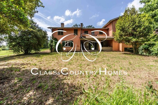 casa indipendente in vendita a Manziana