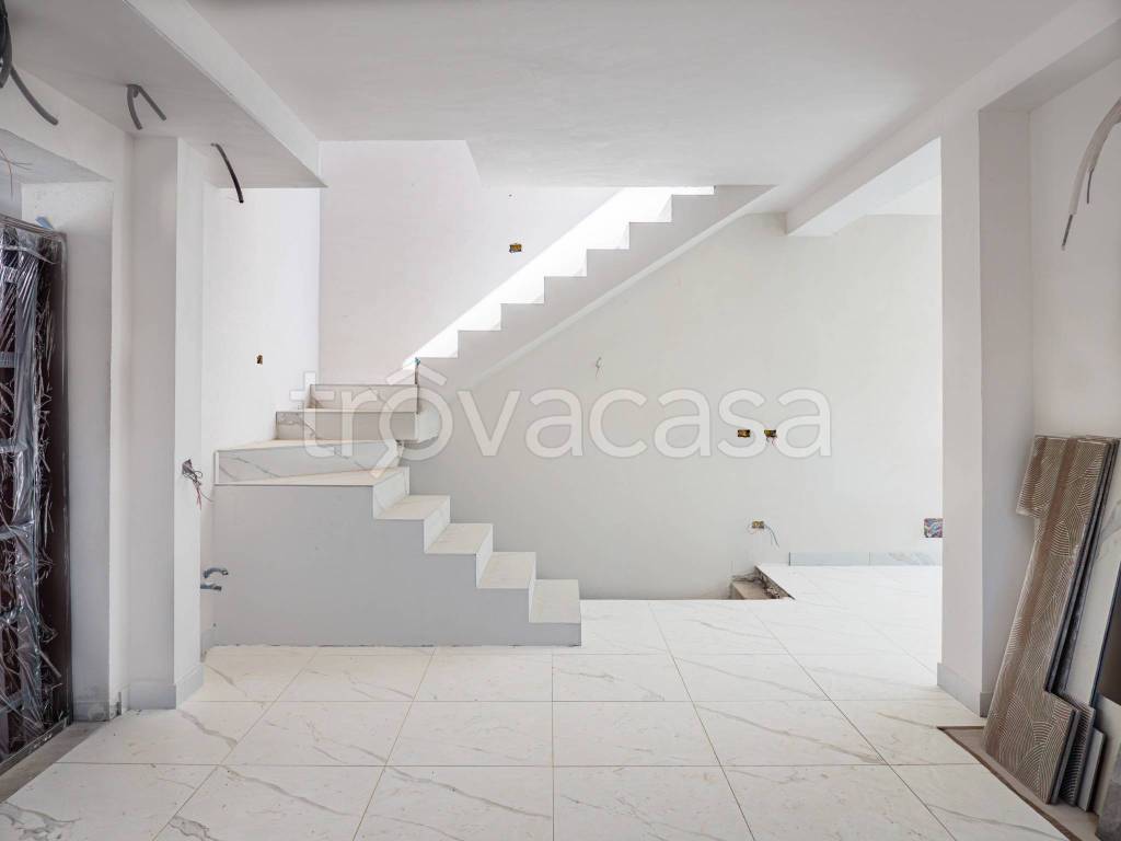 casa indipendente in vendita a Manziana