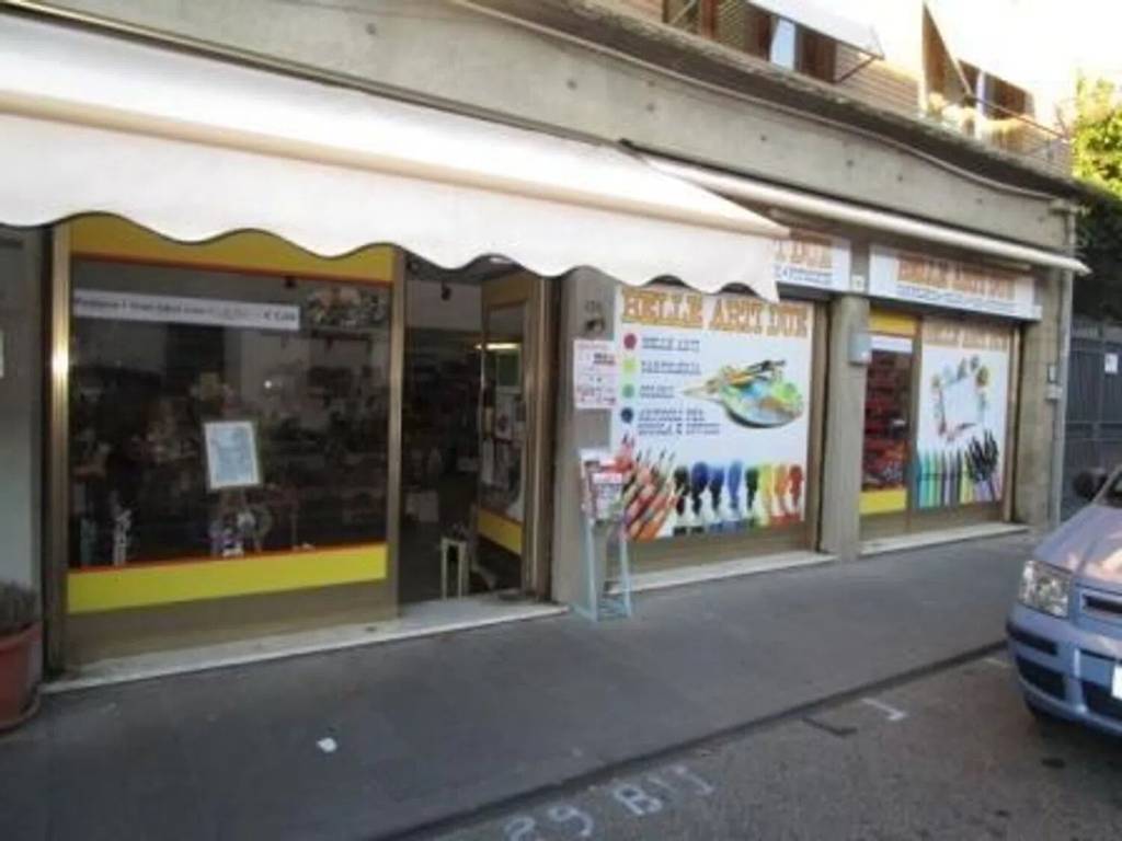 negozio in vendita a Manziana