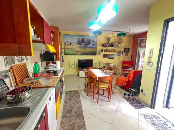 appartamento in vendita a Manziana in zona Quadroni