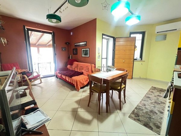 appartamento in vendita a Manziana in zona Quadroni