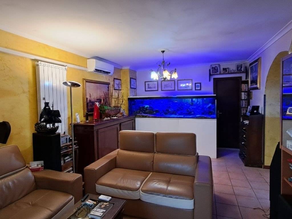 casa indipendente in vendita a Manziana