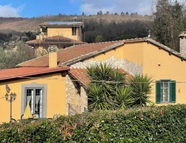 casa indipendente in vendita a Manziana