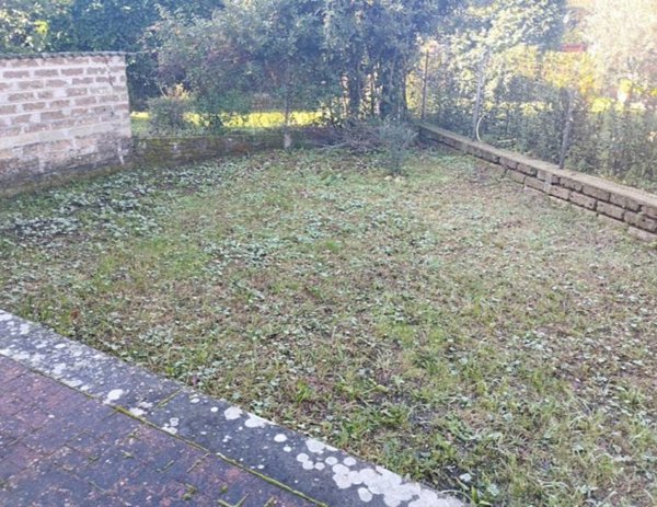 casa indipendente in vendita a Manziana in zona Quadroni
