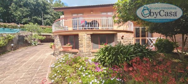 casa indipendente in vendita a Manziana