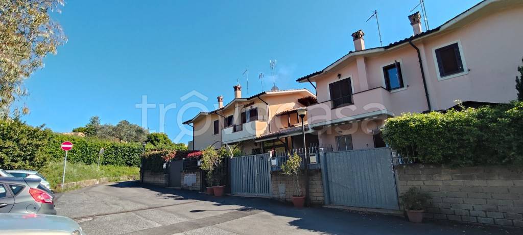 appartamento in vendita a Manziana