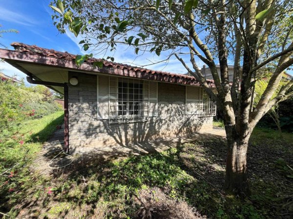casa indipendente in vendita a Manziana in zona Quadroni