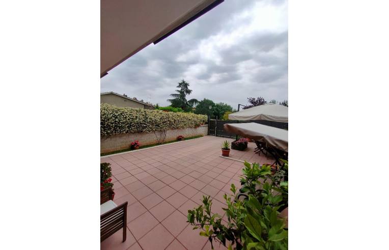 casa indipendente in vendita a Manziana in zona Quadroni