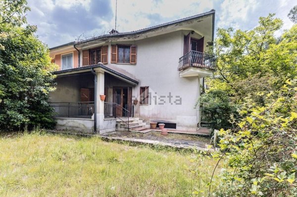 casa indipendente in vendita a Manziana in zona Quadroni