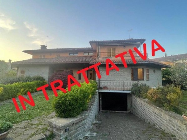 casa indipendente in vendita a Manziana in zona Quadroni
