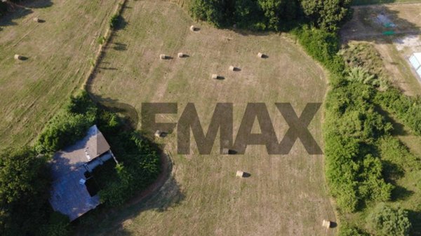 terreno edificabile in vendita a Manziana in zona Quadroni