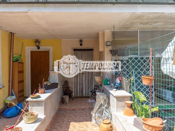 appartamento in vendita a Manziana in zona Quadroni