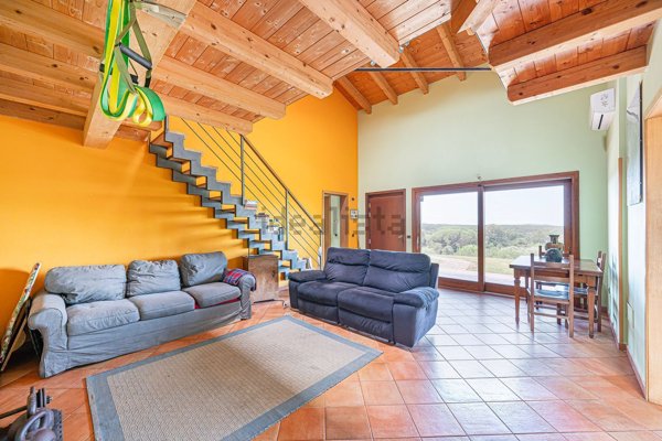 casa indipendente in vendita a Manziana in zona Quadroni