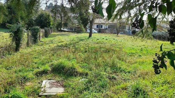 terreno edificabile in vendita a Manziana in zona Quadroni