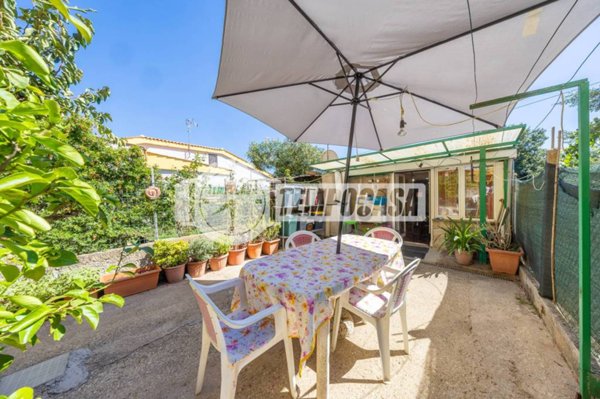 appartamento in vendita a Manziana in zona Quadroni