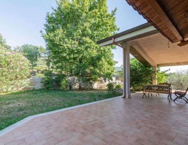 casa indipendente in vendita a Marcellina