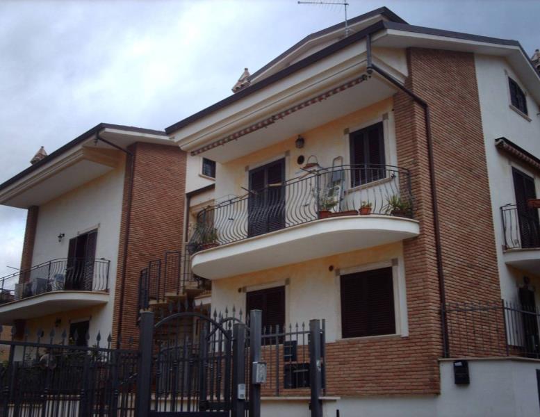appartamento in vendita a Marcellina