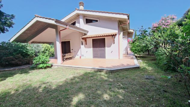 casa indipendente in vendita a Marcellina