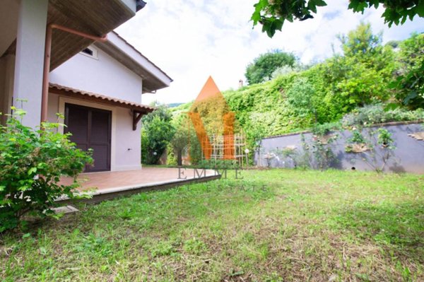 casa indipendente in vendita a Marcellina