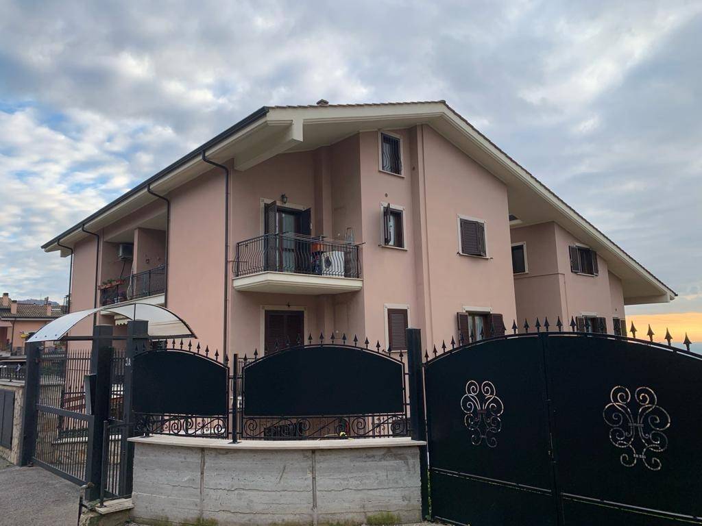 appartamento in vendita a Marcellina