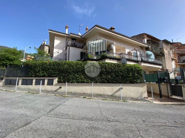 appartamento in vendita a Marcellina