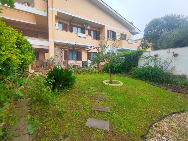 appartamento in vendita a Marcellina