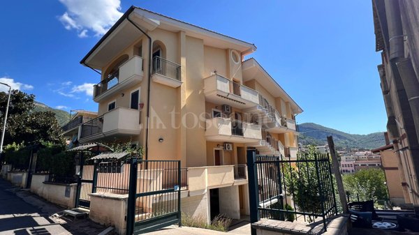 appartamento in vendita a Marcellina