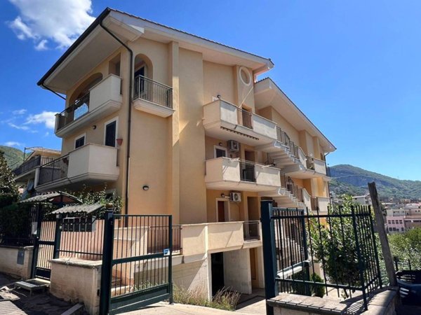 appartamento in vendita a Marcellina