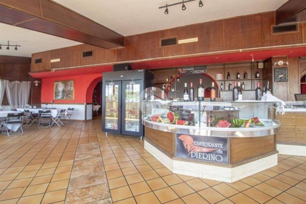 negozio in vendita a Marcellina