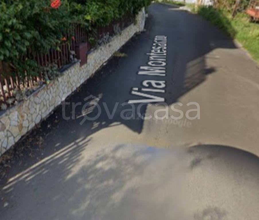 negozio in vendita a Marcellina