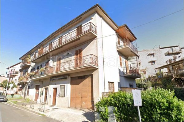 appartamento in vendita a Marcellina