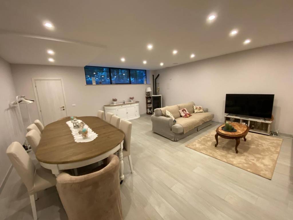 casa indipendente in vendita a Marcellina