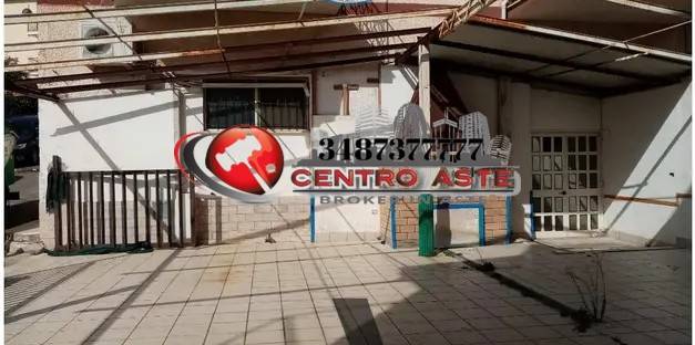 negozio in vendita a Marcellina