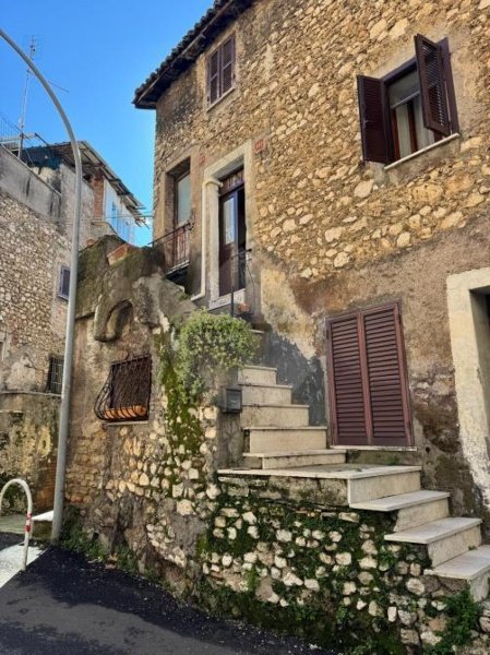 appartamento in vendita a Marcellina