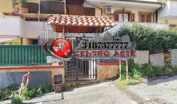 appartamento in vendita a Marcellina