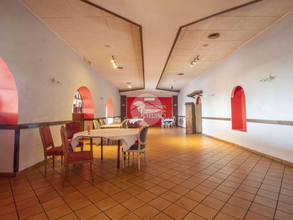 negozio in vendita a Marcellina